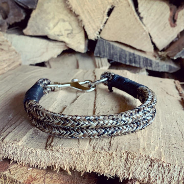 Halsband mit fester Breite